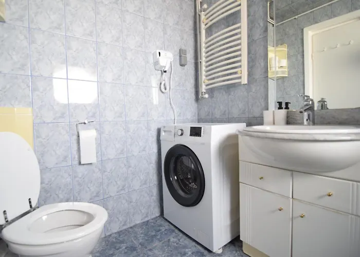 Eminescu 36 * Bucarest