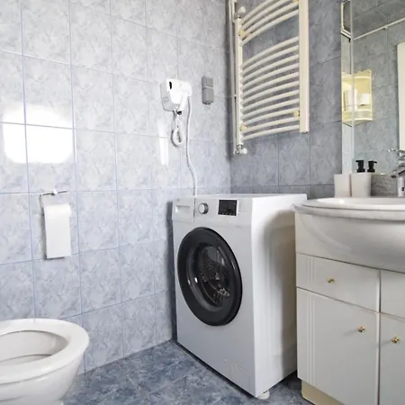 Eminescu 36 * Bucureşti