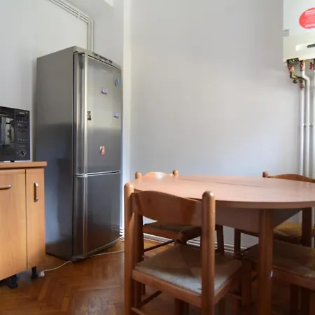 Eminescu 36 * Bucureşti